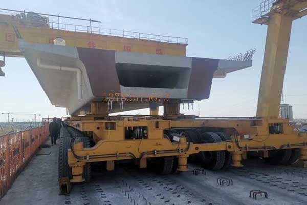 900噸輪胎提，900噸液壓運(yùn)梁車(chē)